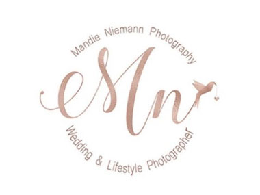 Mandie Niemann Photography - I am Mandie, a wedding photographer living in Bloemfontein.  I am willing to travel all over South Africa and Free State.  My aim is to  capture your once in a lifetime moments and make them one in a million. 